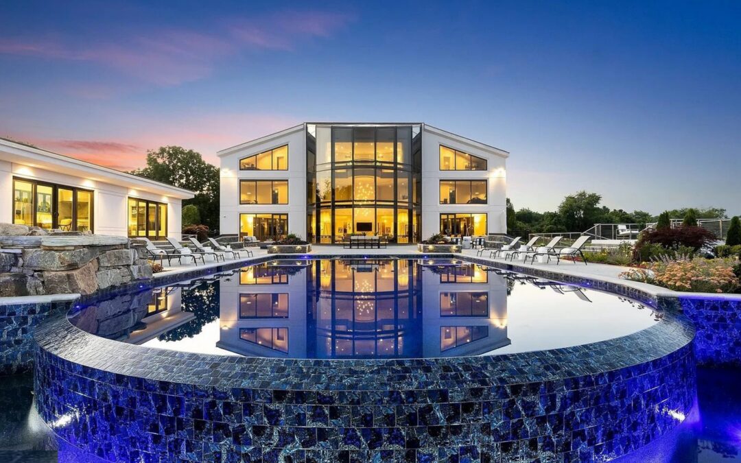 The Top 4 Things to Look for When Hiring a Pool Builder in Chester County, PA